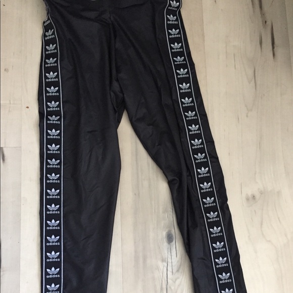 Euc Adidas Tnt Tape Berlin Leggings 